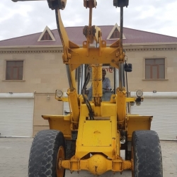Amkodor 352