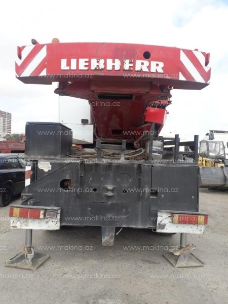 Liebherr LTM 1040