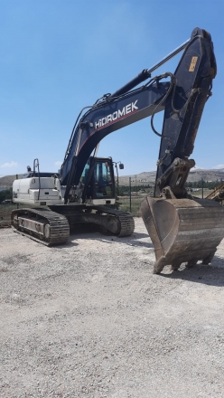 Hidromek HMK 300 LC