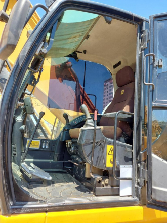JCB JS360LC