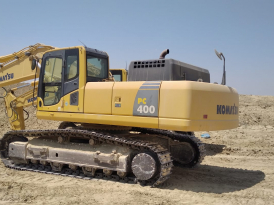 Komatsu PC400-8