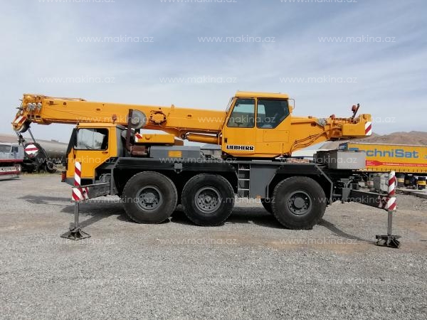 Liebherr LTM1040