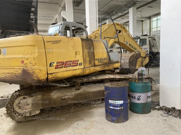 New holland E265B